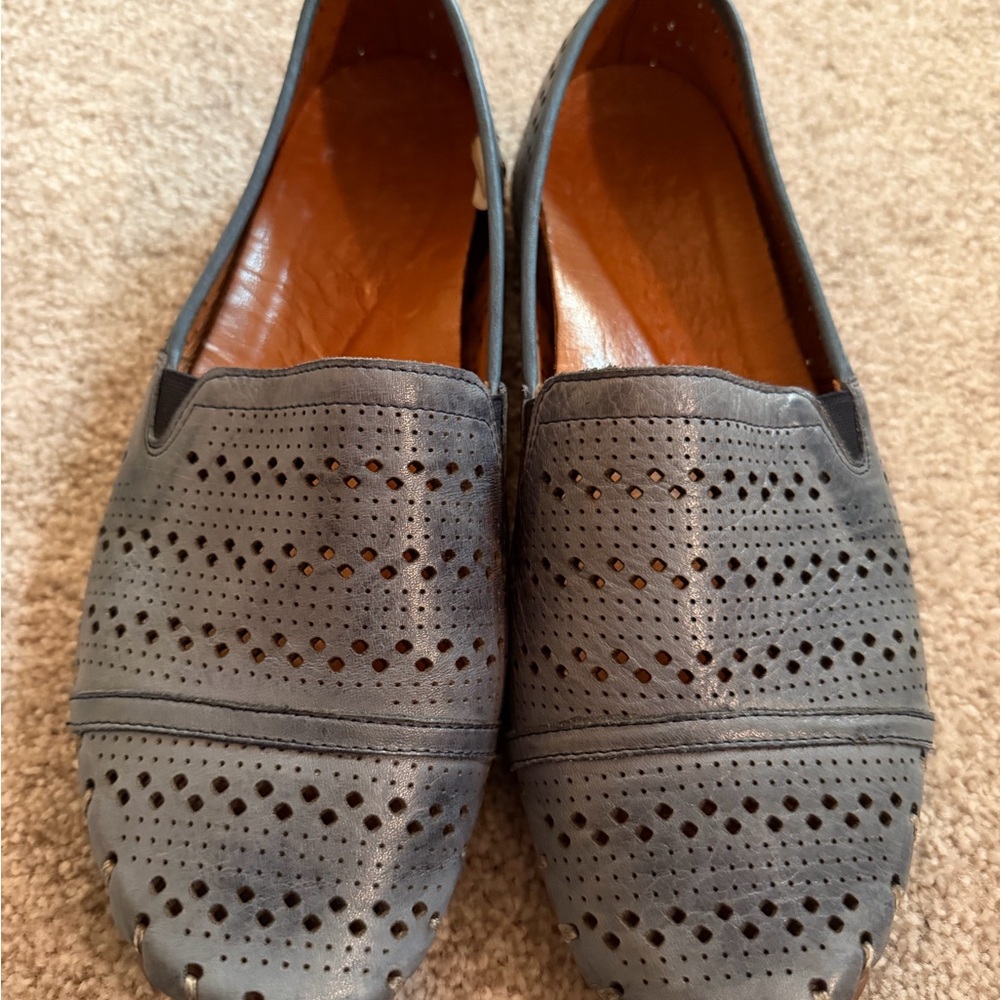 Spring Step Womens Leather Blue Loafer Flats Fredia Laser Cut 10